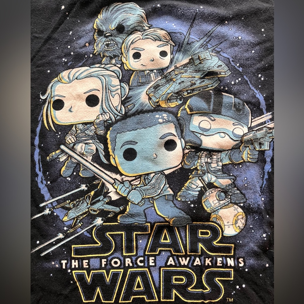 Star Wars The Force Awakens funko tshirt - Men’s Small